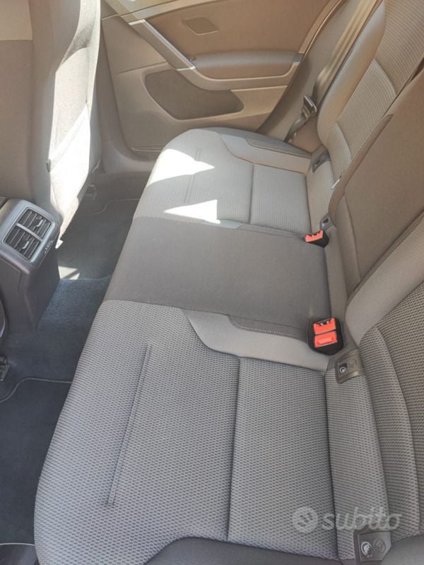 Usata VW Golf VII 110 CV (80 kW) 2017 Grigio Station wagon