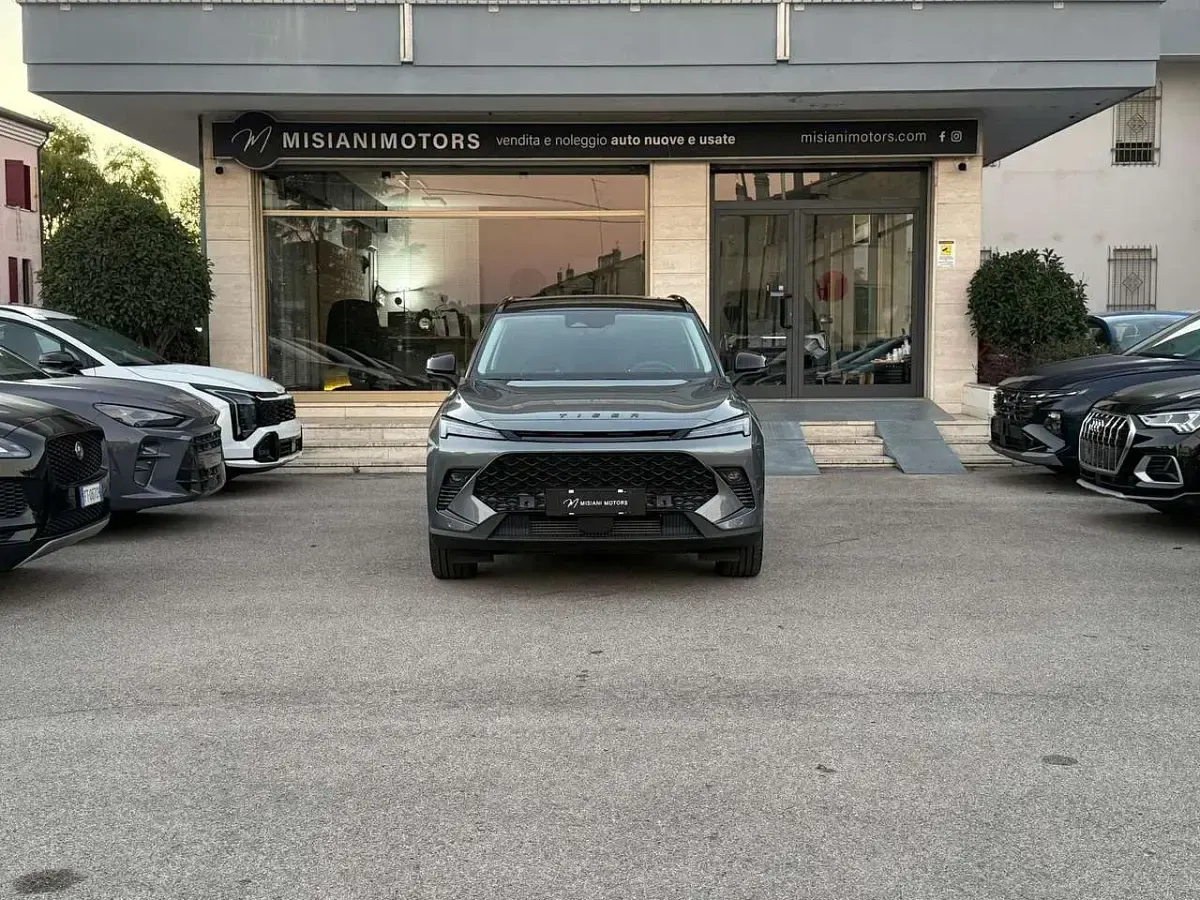 Nuova Tiger Six 167 CV (122 kW) 2026 Grigio SUV