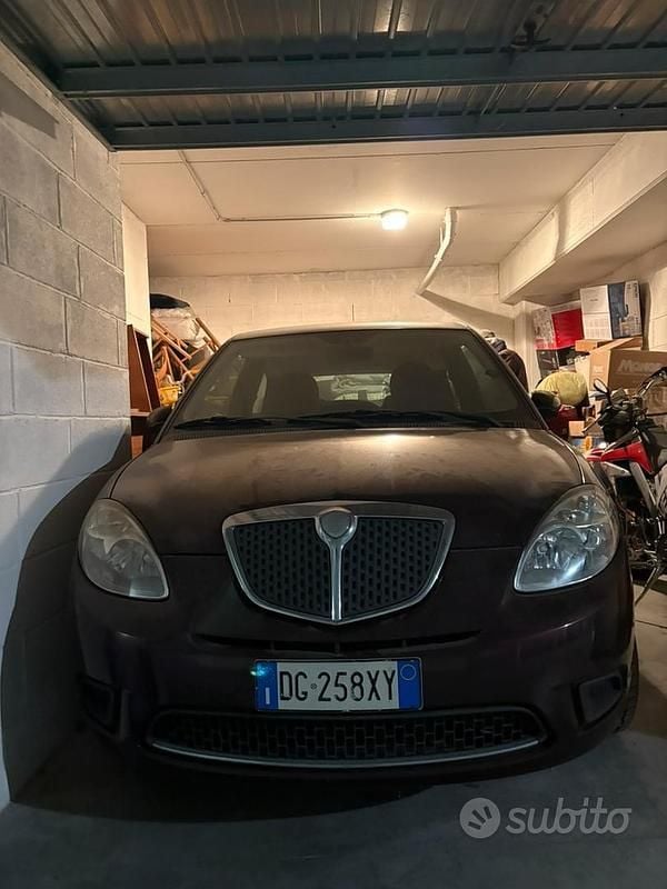 Usata Lancia Ypsilon 90 CV (66 kW) 2007 Utilitaria
