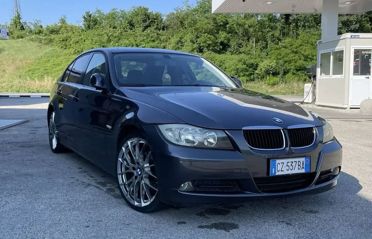 Usata BMW 320 163 CV (119 kW) 2005 Grigio Berlina