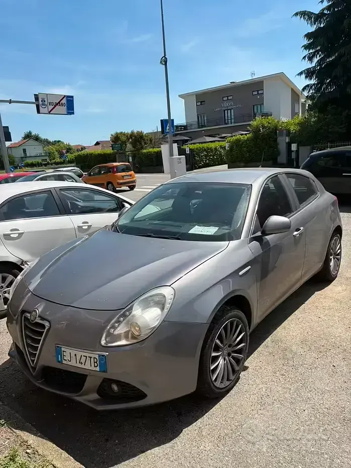 Usata Alfa Romeo Giulietta 140 CV (102 kW) 2011 Utilitaria