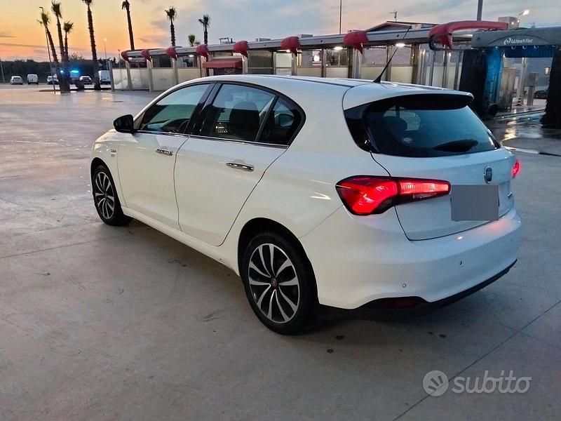 Usata Fiat Tipo 120 CV (88 kW) 2017 Berlina