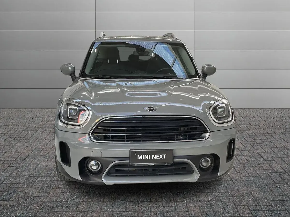 Usata Mini Countryman Essential 102 CV (75 kW) 2022 Grigio SUV
