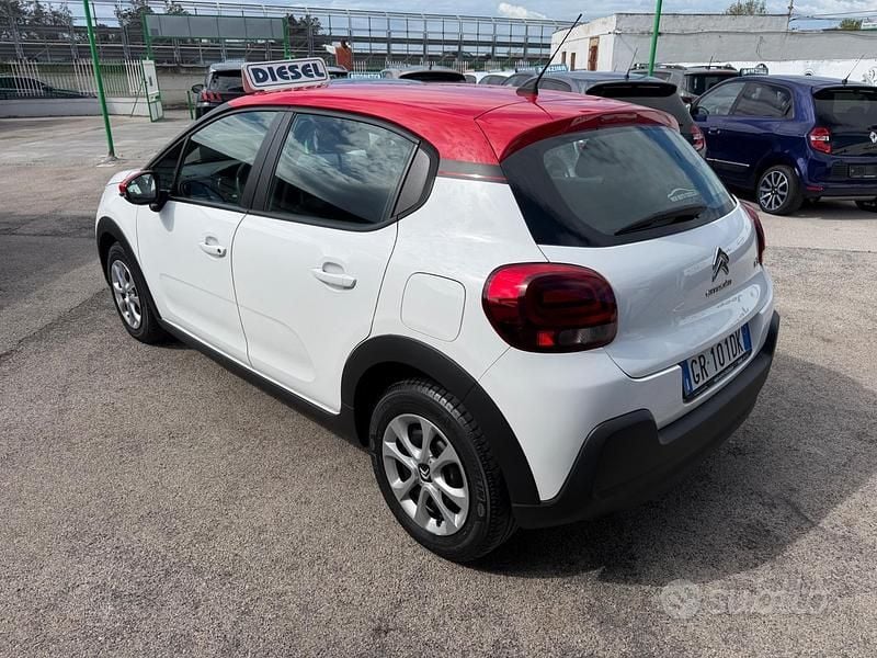 Usata Citroën C3 Shine 101 CV (74 kW) 2019 Bianco Utilitaria