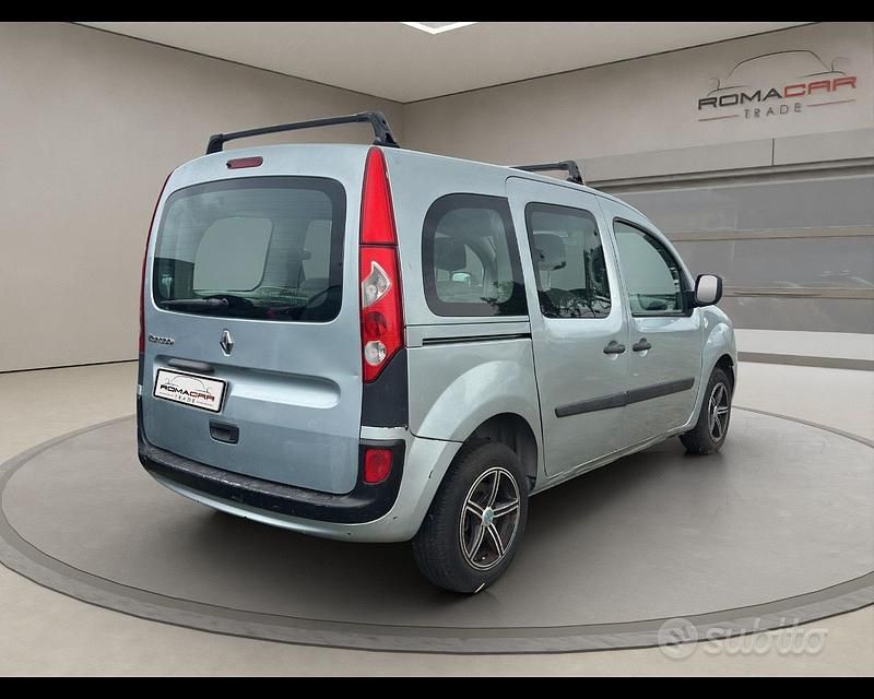Usata Renault Kangoo Dynamique 106 CV (77 kW) 2008 Grigio Monovolume