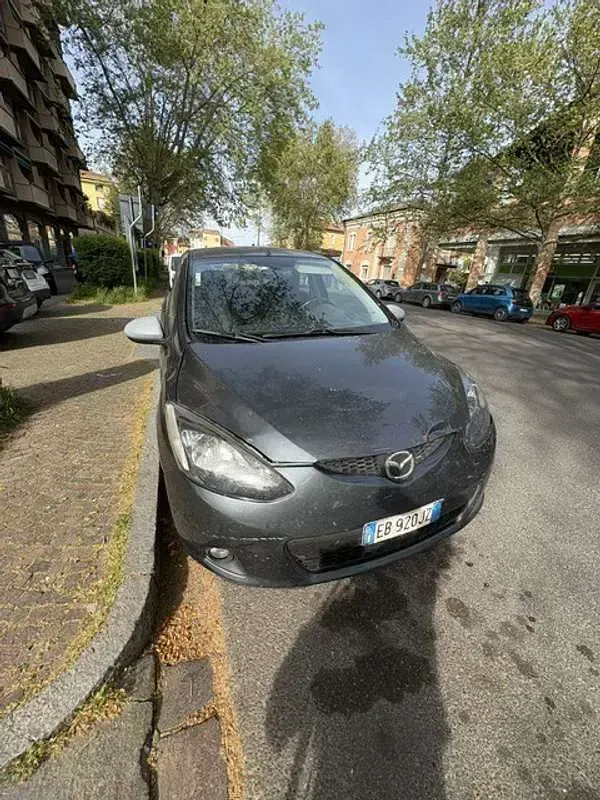 Usata Mazda 2 72 CV (52 kW) 2010 Utilitaria
