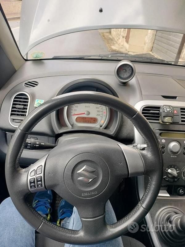 Usata Suzuki Splash 75 CV (55 kW) 2010 Utilitaria