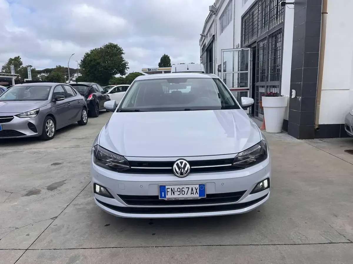 Usata VW Polo Comfortline 95 CV (69 kW) 2018 Withe sand Utilitaria