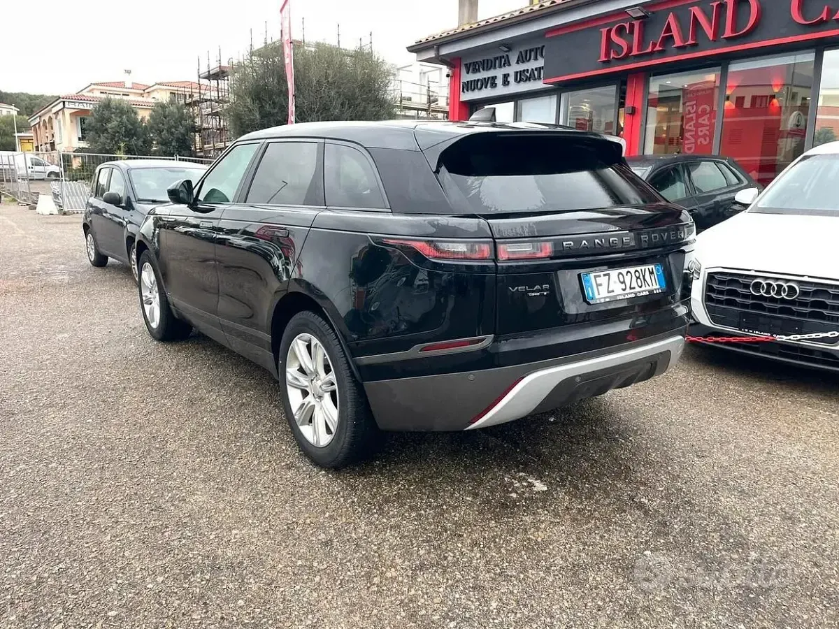Usata Land Rover Range Rover Velar R-Dynamic 241 CV (177 kW) 2018 Nero SUV