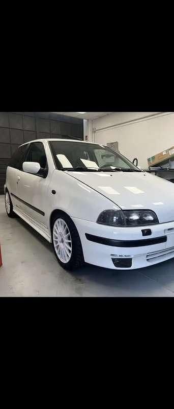 Usata Fiat Punto 133 CV (97 kW) 1998 Berlina