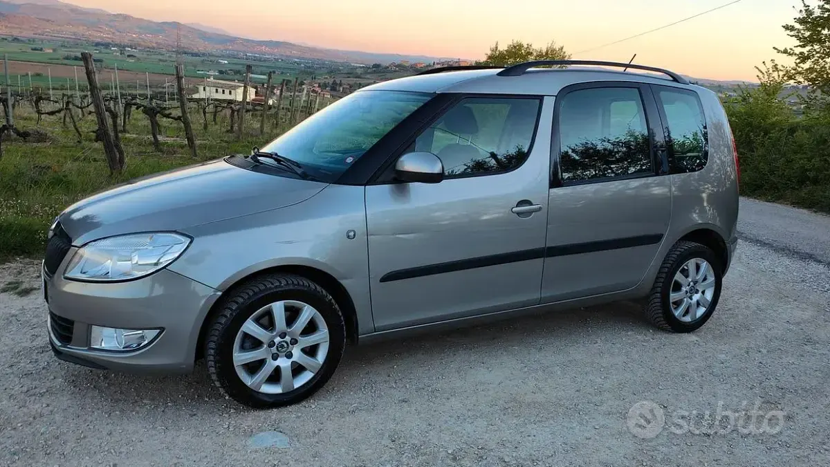 Usata Skoda Roomster 75 CV (55 kW) 2010 Monovolume