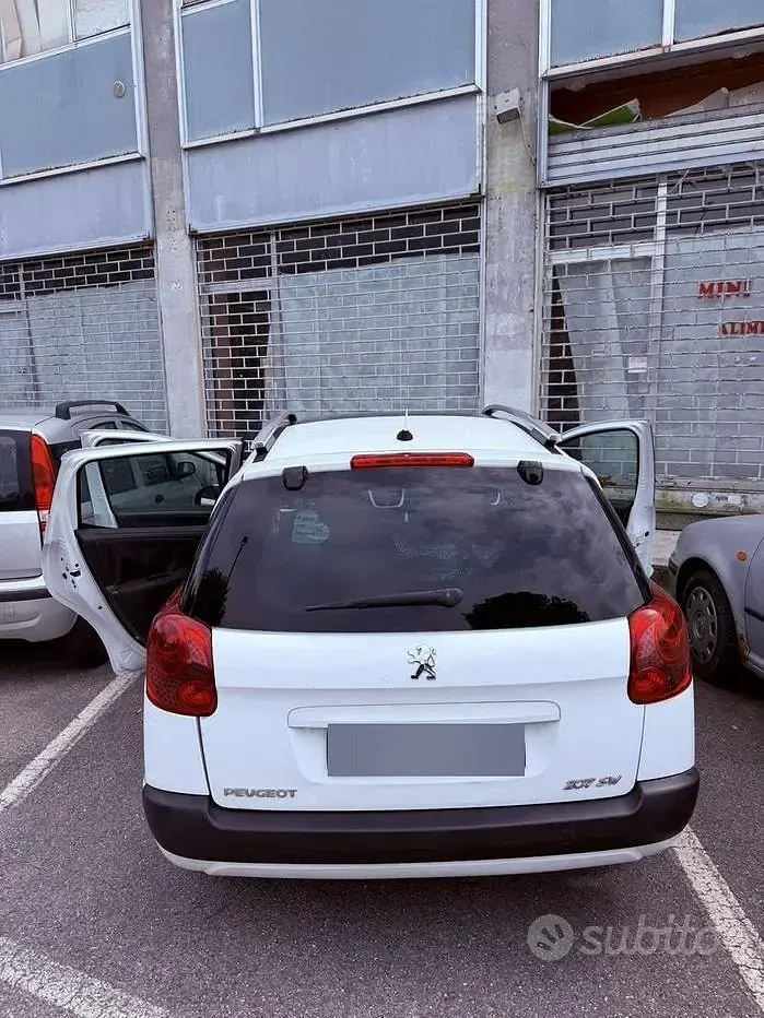 Usata Peugeot 207 120 CV (88 kW) 2008 Bianco Station wagon