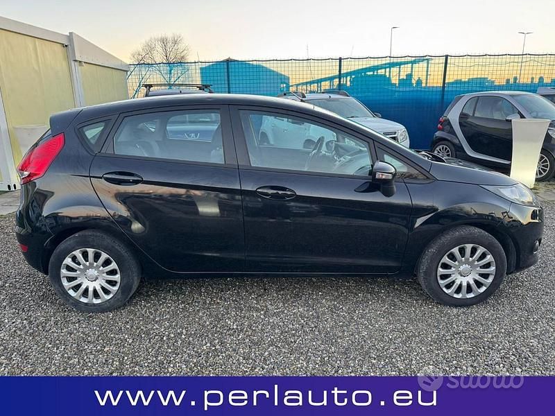 Usata Ford Fiesta Titanium 68 CV (50 kW) 2009 Nero Berlina