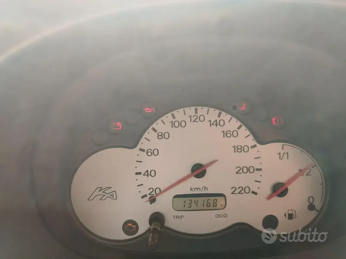 Usata Ford Ka 69 CV (50 kW) 2004 Blu Utilitaria