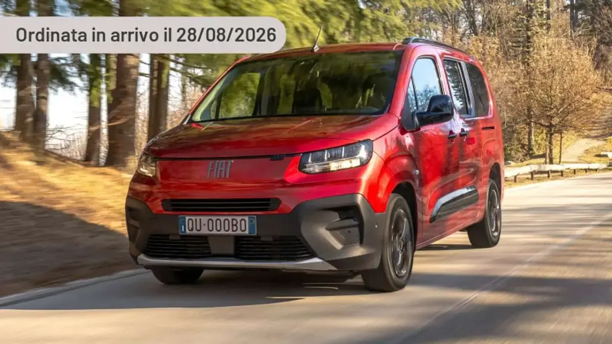Nouvelle Fiat Qubo Icon 131 ch (96 kW) 2026 Argent Monospace