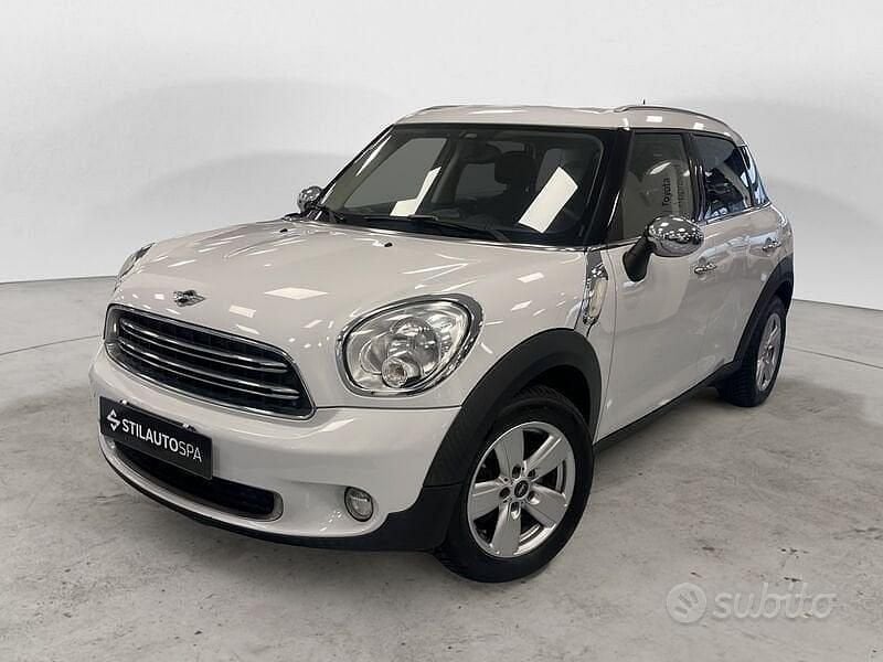 Bianco Usata 2016 Mini One D Countryman SUV | 11.900 € (Buon prezzo) - Immagine 1/4