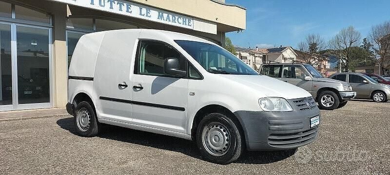 Usata VW Caddy 109 CV (80 kW) 2007 Bianco Monovolume