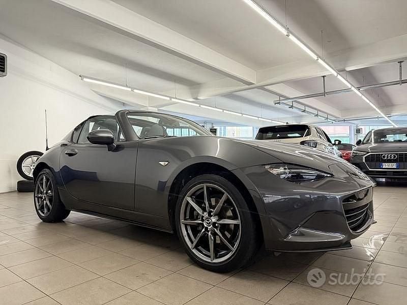 Usata Mazda MX5 Inclusive 160 CV (117 kW) 2018 Grigio Cabrio