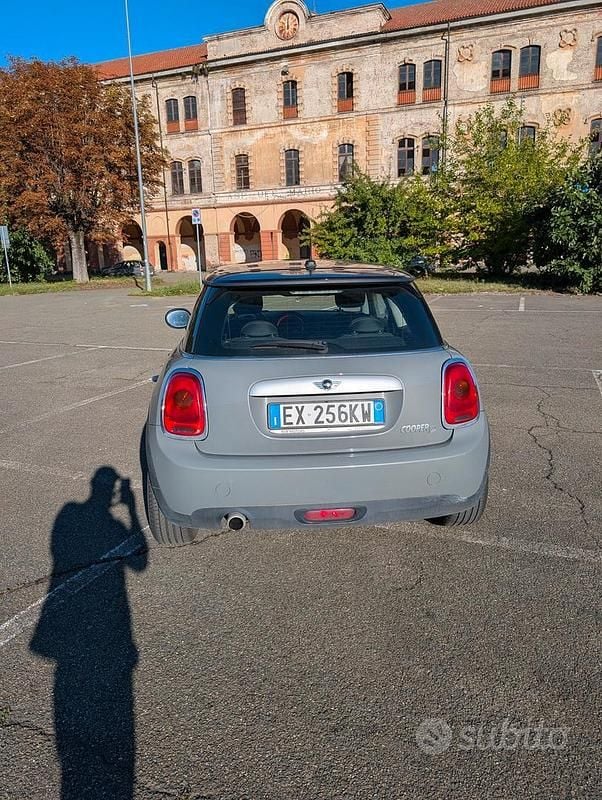 Usata Mini Cooper 116 CV (85 kW) 2014 Grigio Utilitaria