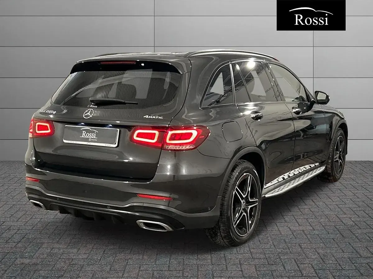 Usata Mercedes GLC220 Premium Plus 194 CV (142 kW) 2022 Grigio grafite SUV