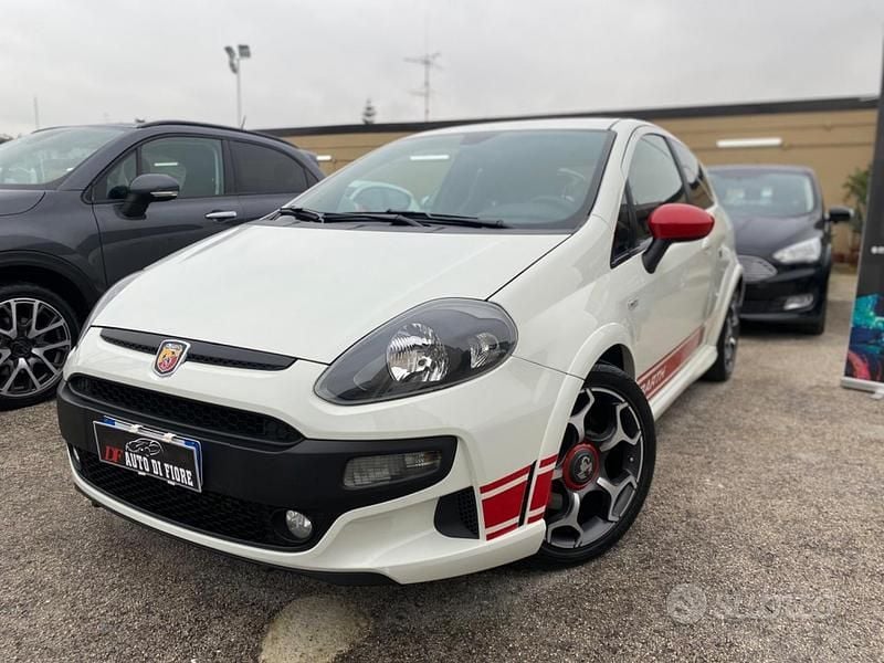 Usata Abarth Punto Evo 165 CV (121 kW) 2010 Bianco Utilitaria