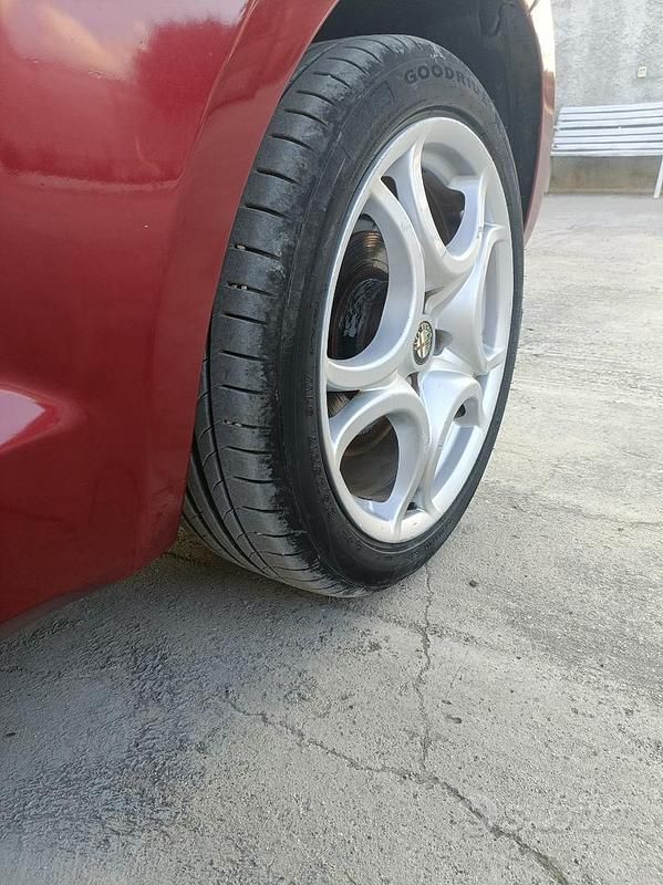 Usata Alfa Romeo MiTo 120 CV (88 kW) 2012 Utilitaria