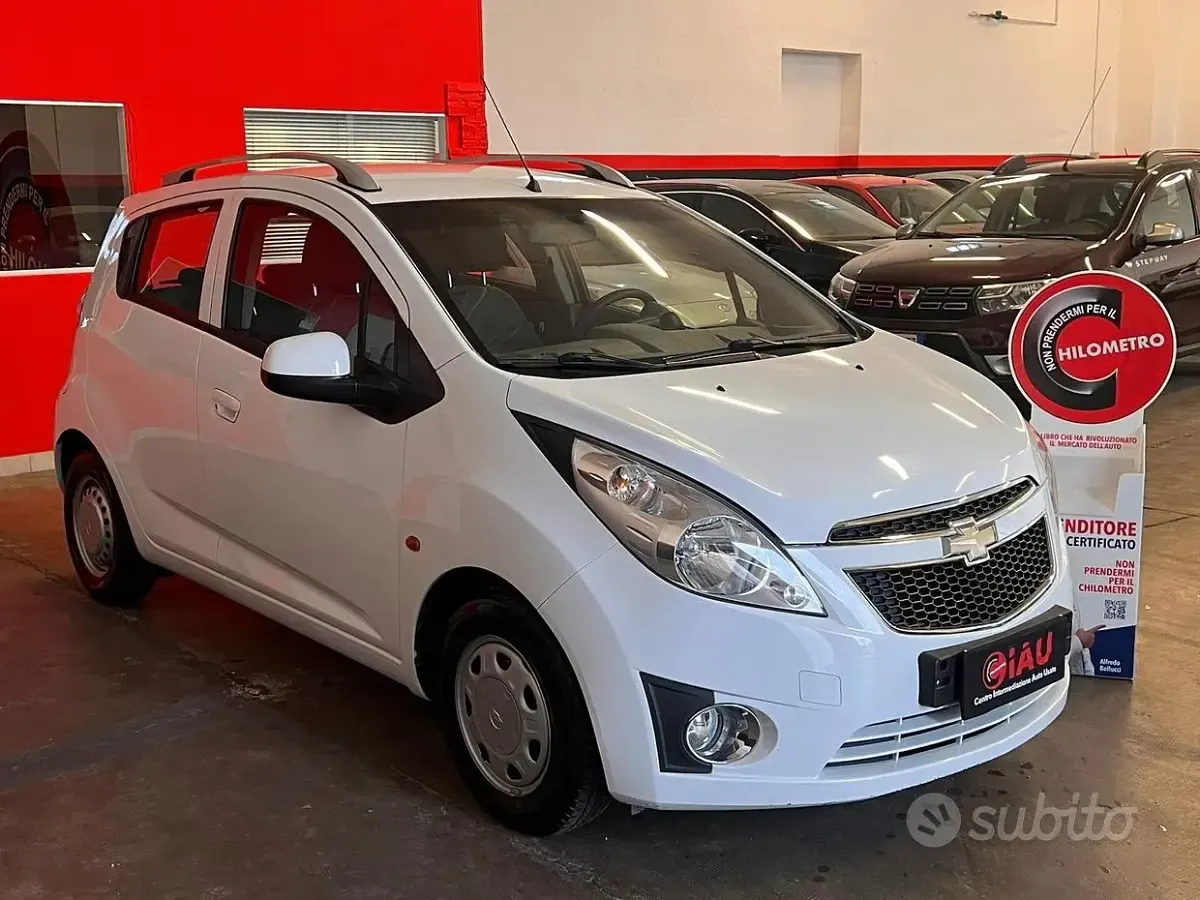 Usata Chevrolet Spark LS 65 CV (47 kW) 2011 Bianco Utilitaria