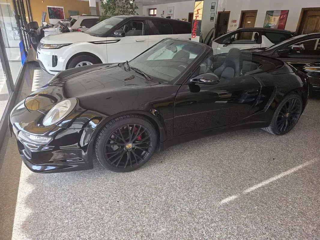 Usata Porsche 911 Carrera Cabriolet 320 CV (235 kW) 2003 Cabrio