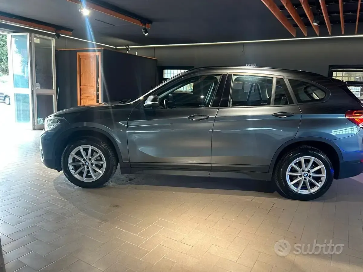Usata BMW X1 Advantage 150 CV (110 kW) 2018 Grigio SUV