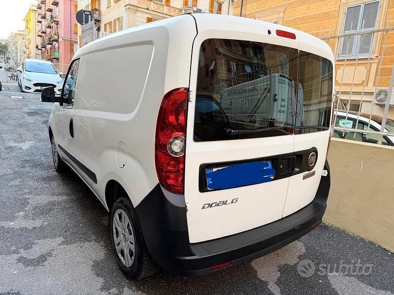Usata Fiat Doblò 95 CV (69 kW) 2020 Bianco