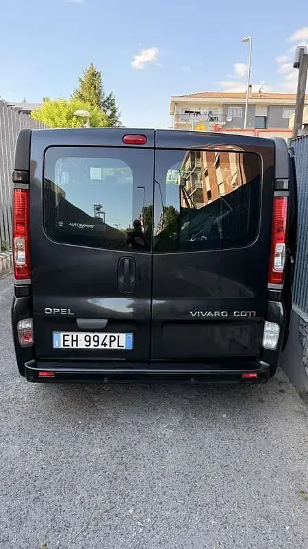 Usata Opel Vivaro 114 CV (83 kW) 2015 Monovolume