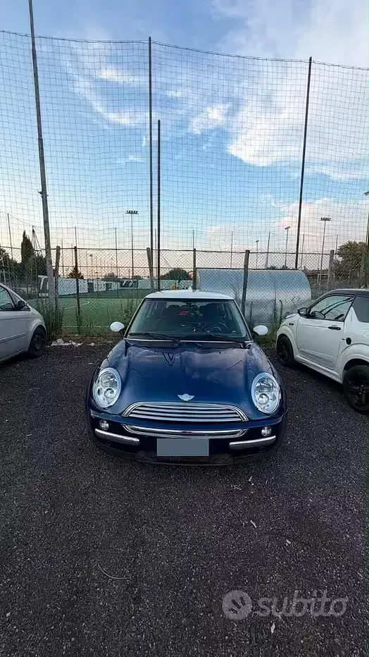 Usata Mini Cooper 116 CV (85 kW) 2004 Bluazzurro Utilitaria