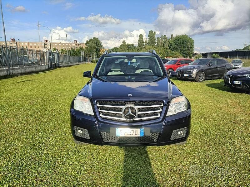 Usata Mercedes GLK200 143 CV (105 kW) 2011 Blu metallizzato SUV