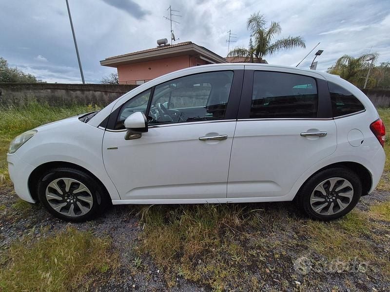 Usata Citroën C3 Exclusive 70 CV (51 kW) 2010 Bianco Berlina