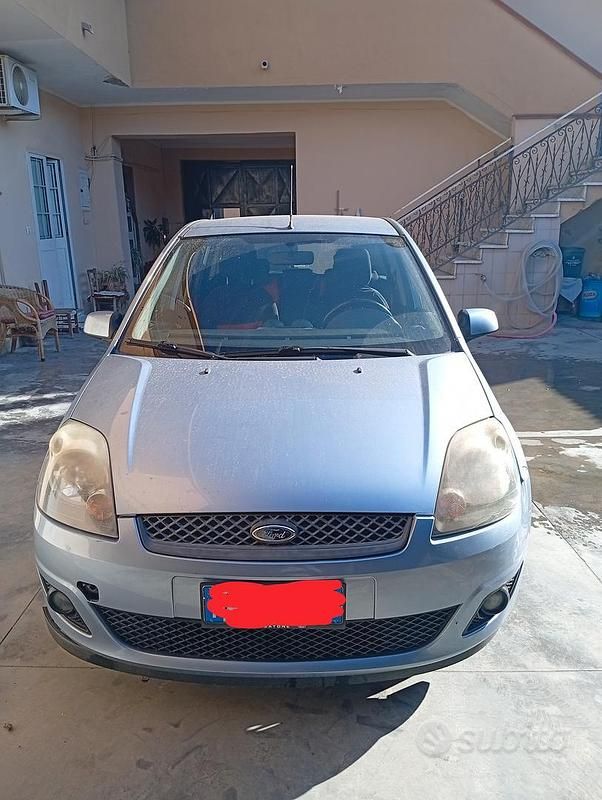 Usata Ford Fiesta 2006 Utilitaria