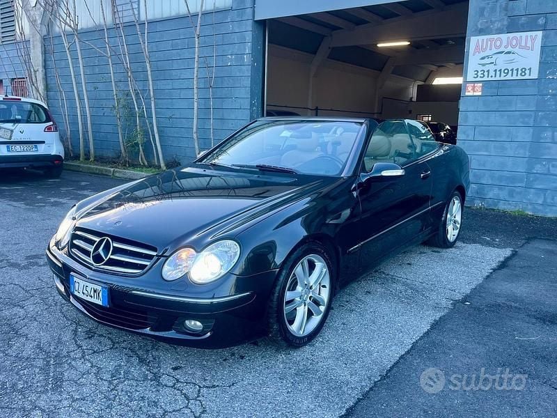 Usata Mercedes CLK320 Avantgarde 224 CV (164 kW) 2006 Nero Cabrio