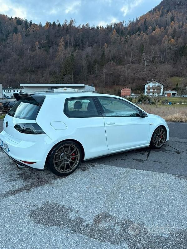 Usata VW Golf VII GTI 230 CV (169 kW) 2014 Bianco Berlina