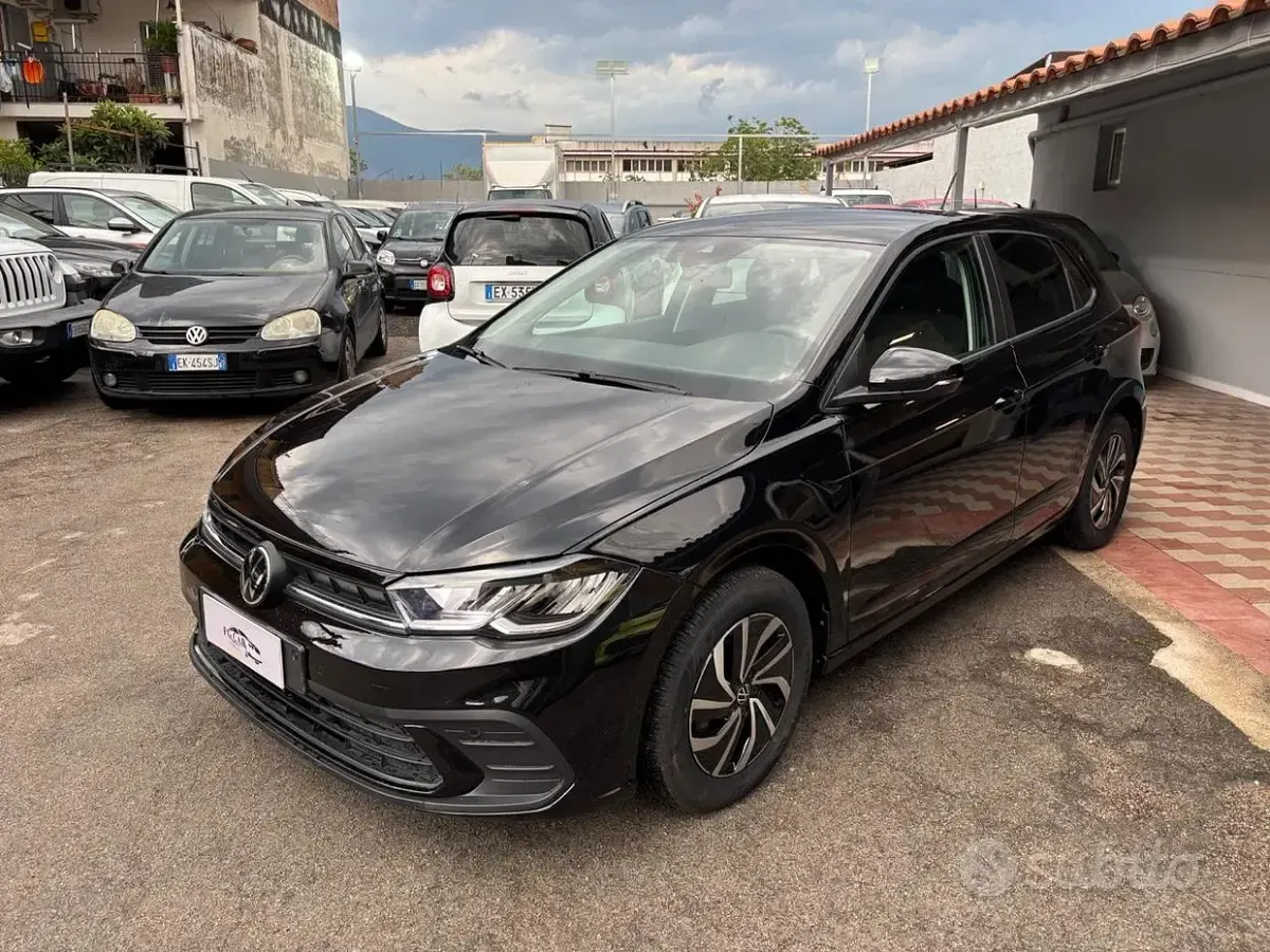 Usata VW Polo Comfortline 80 CV (58 kW) 2021 Nero Utilitaria