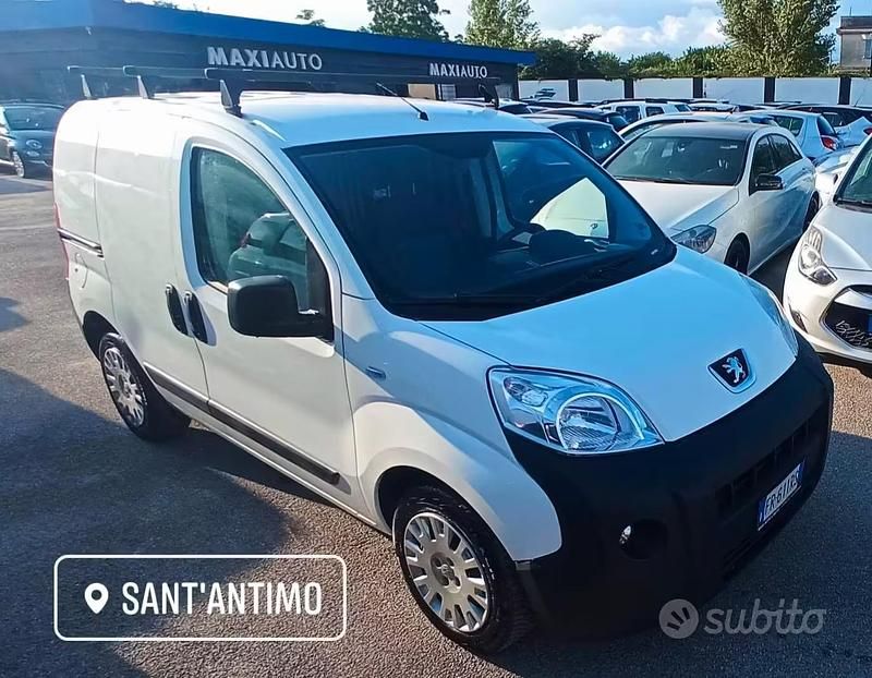 Usata Peugeot Bipper 80 CV (58 kW) 2018 Bianco Monovolume