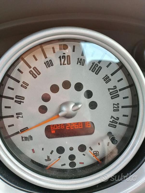 Usata Mini ONE 2003 Giallo Utilitaria