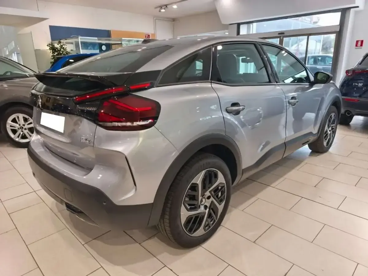 Usata Citroën C4 PureTech 131 CV (96 kW) 2023 Argento SUV