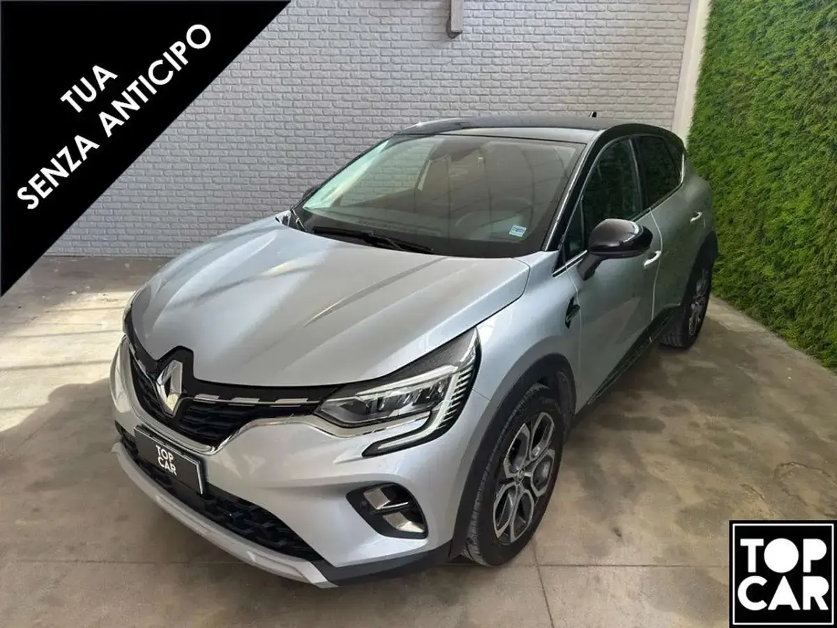Usata Renault Captur Intens 101 CV (74 kW) 2023 Argento SUV