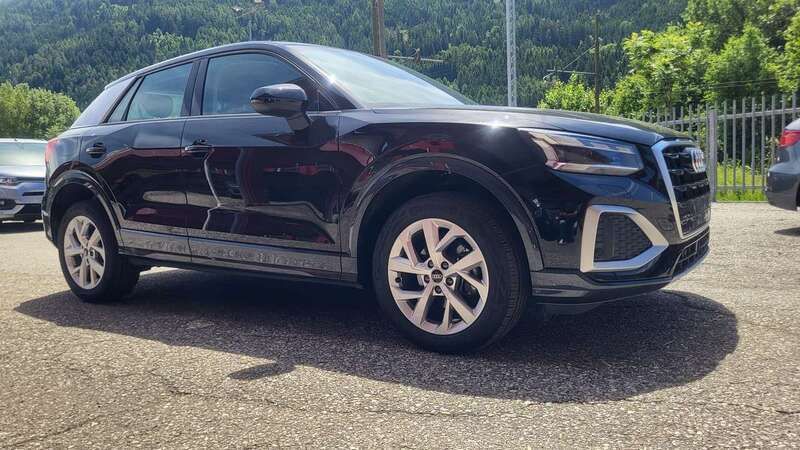 Usata Audi Q2 Advanced 116 CV (85 kW) 2023 Nero SUV