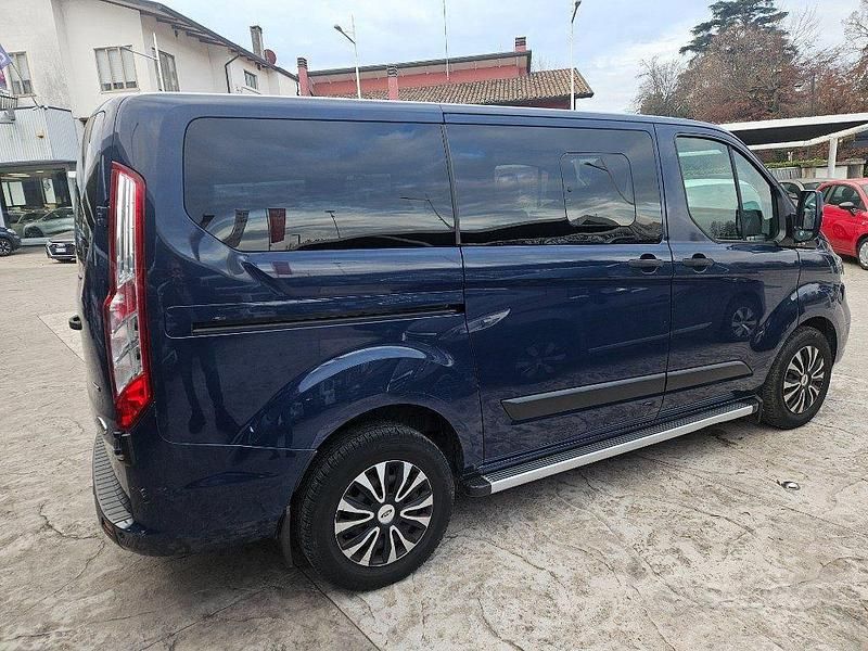 Usata Ford Transit Custom Trend 131 CV (96 kW) 2018 Blu Monovolume