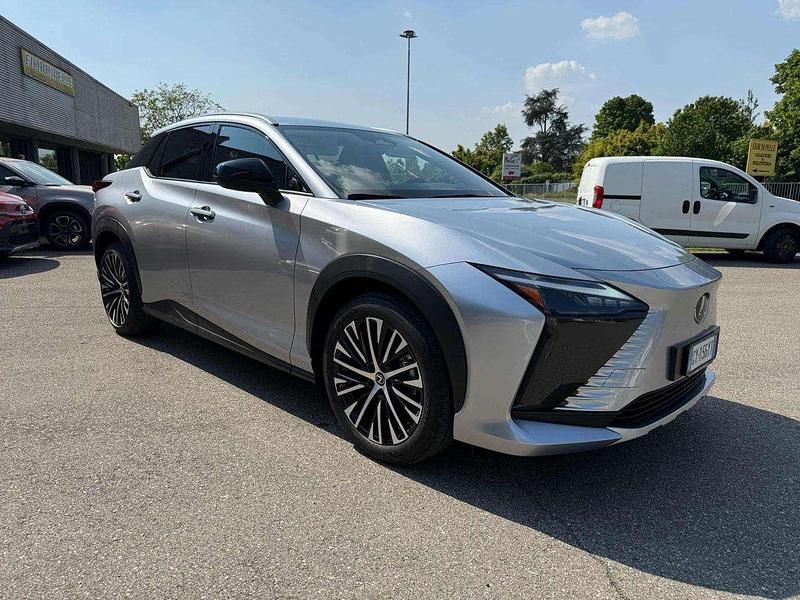 Usata Lexus RZ 450e 131 kW (179 CV) 2025 Grigio SUV