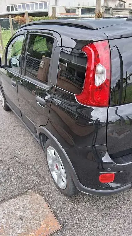 Usata Fiat Panda Garmin 69 CV (50 kW) 2023 Utilitaria