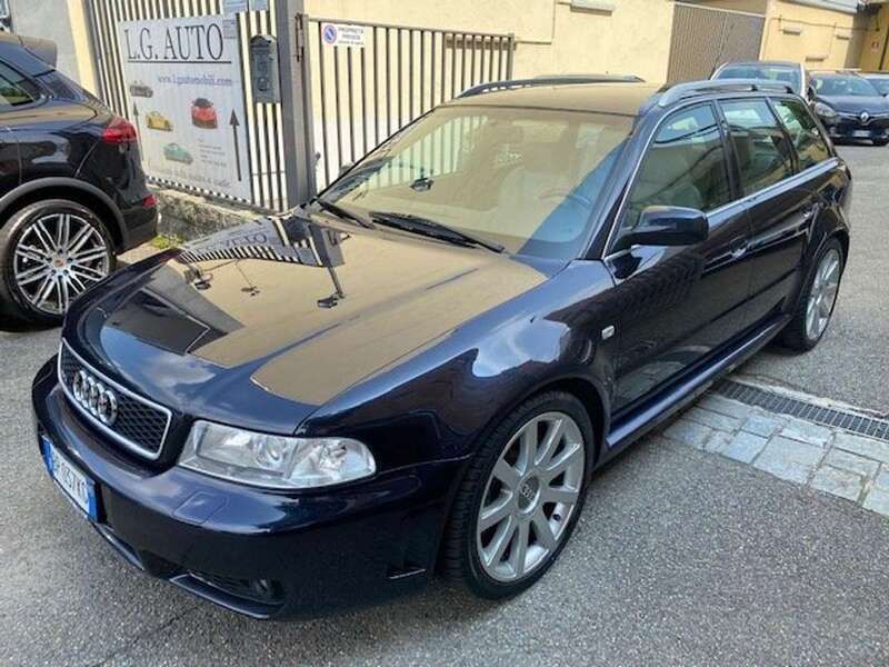 Usata Audi RS4 Ambiente 381 CV (280 kW) 2001 Blu/azzurro Station wagon