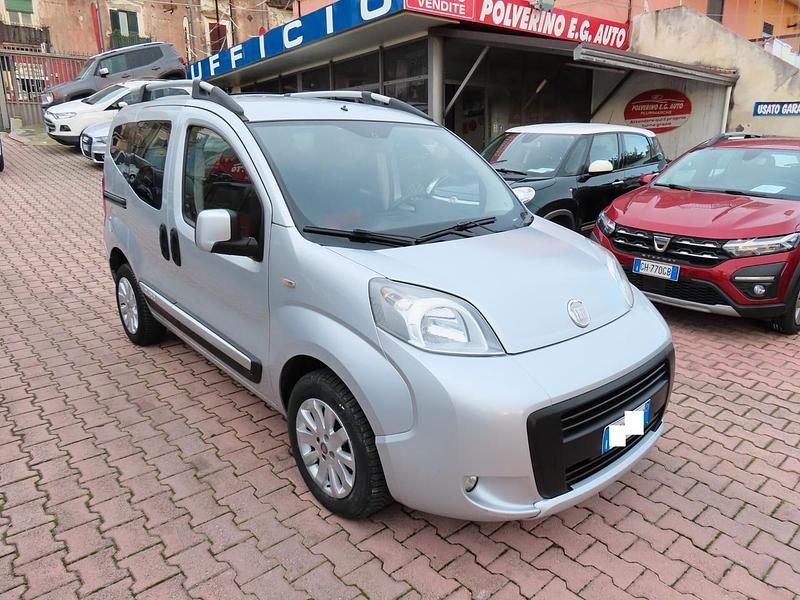 Usata Fiat Qubo Trekking 95 CV (69 kW) 2012 Grigio Monovolume