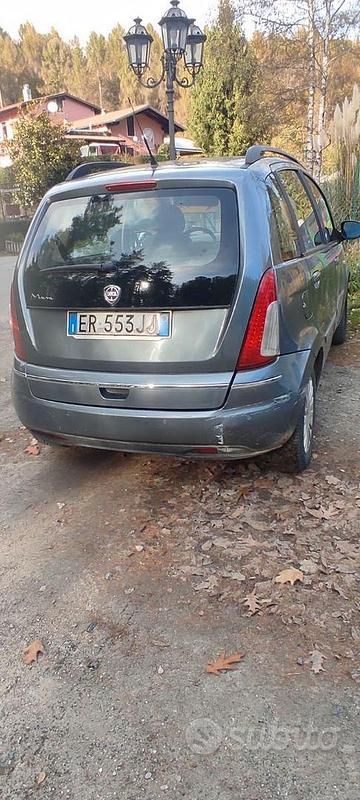 Usata Lancia Musa 95 CV (69 kW) 2013 Monovolume