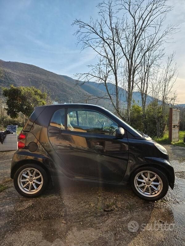 Nero Usata 2009 Smart ForTwo Coupé Coupé | 5000 € (Buon prezzo) - Immagine 1/4